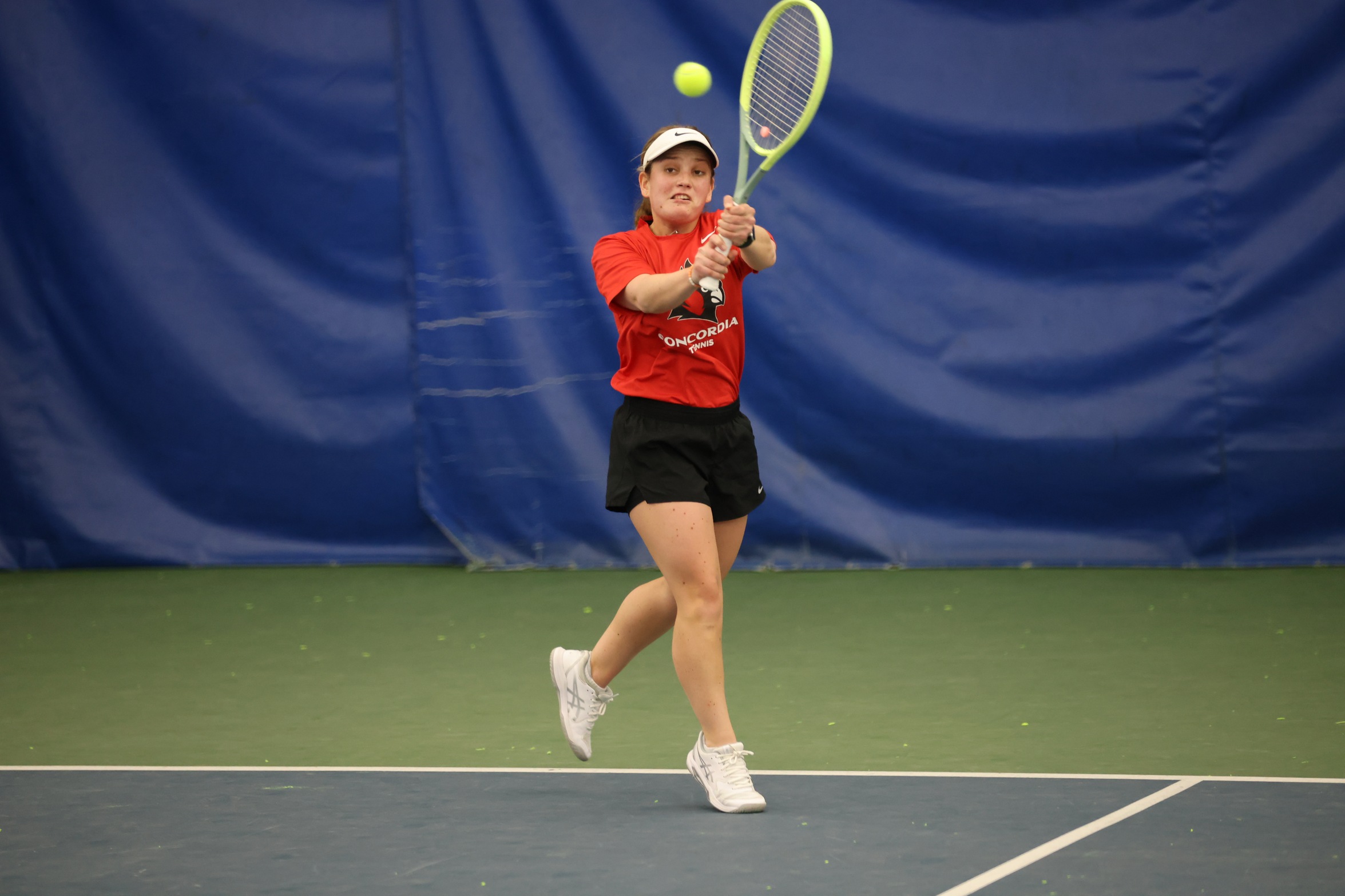 Women's Tennis wraps up season with 6-1 win against the Comets