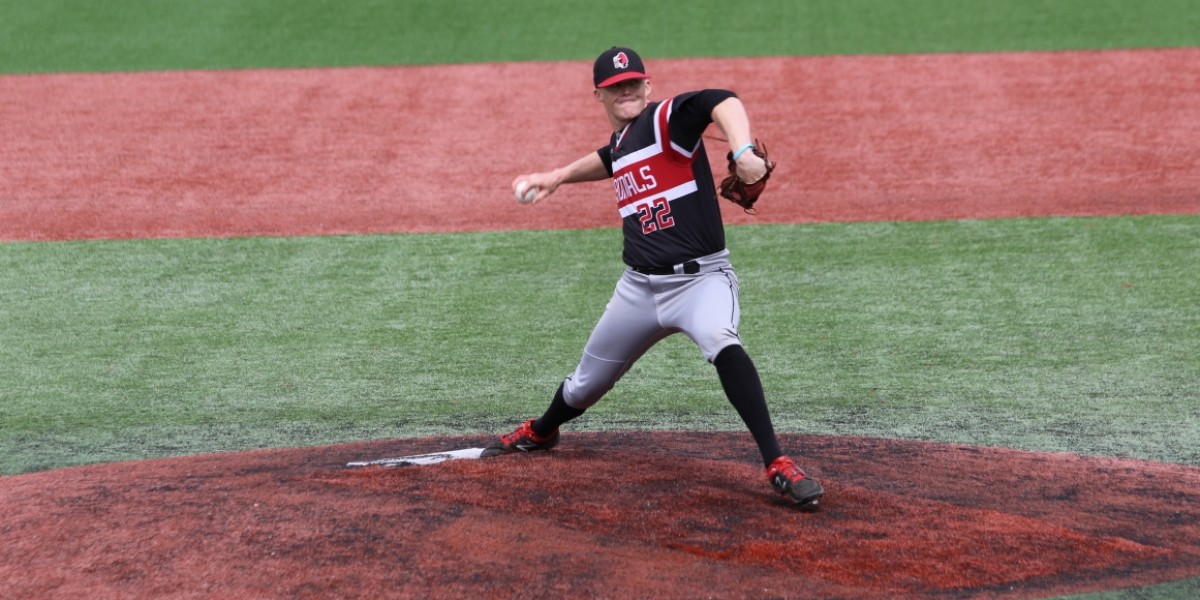 Baseball uses 31 hits to cruise past Golden Eagles