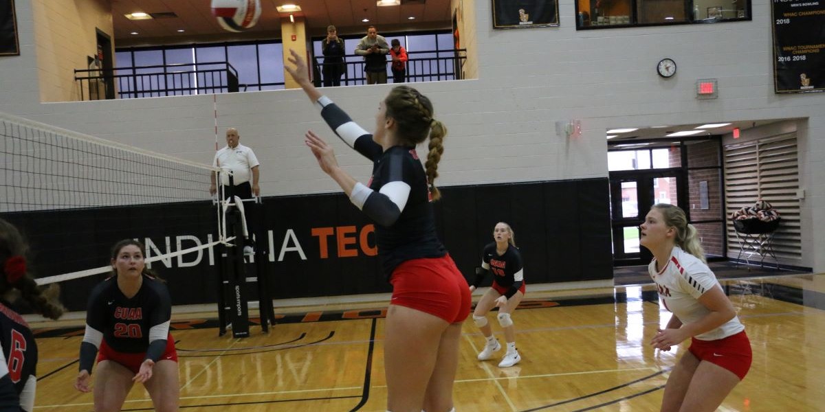 Cardinals fall to Thomas Moore and Spring Arbor on day two of Liz Lykowski Memorial Tournament