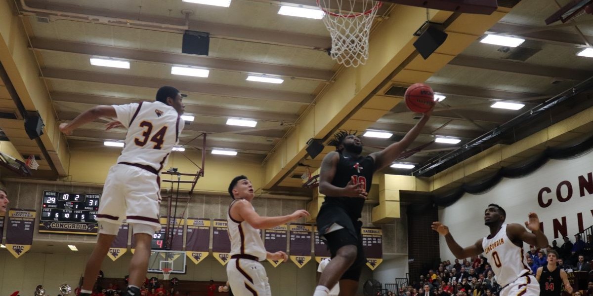 MEN'S BASKETBALL OUTLASTS CONCORDIA-CHICAGO 67-66 IN THRILLING FASHION