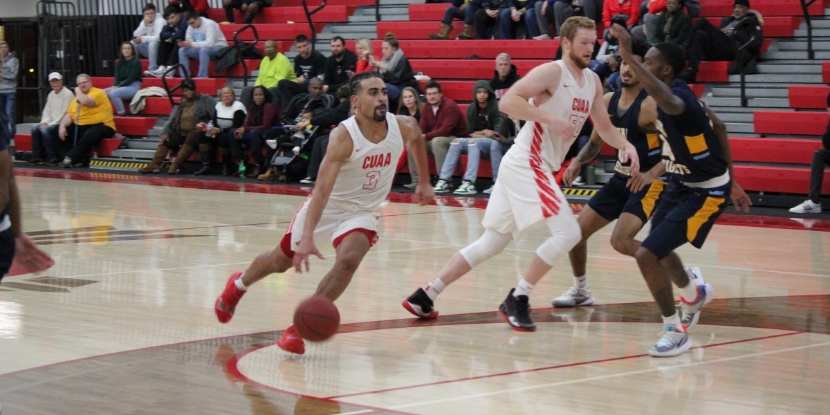 Men's basketball downs Siena Heights 75-61 in WHAC opener