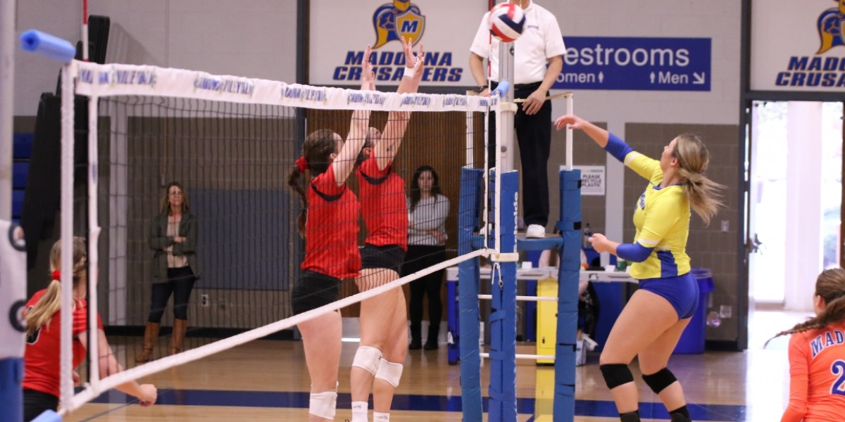 Crusaders overpower Cardinals in straight sets
