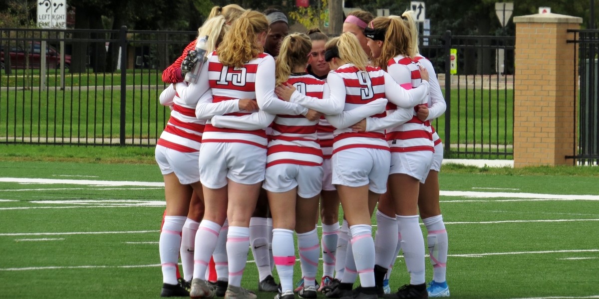 Women's Soccer set to face Aquinas in WHAC Quarterfinals