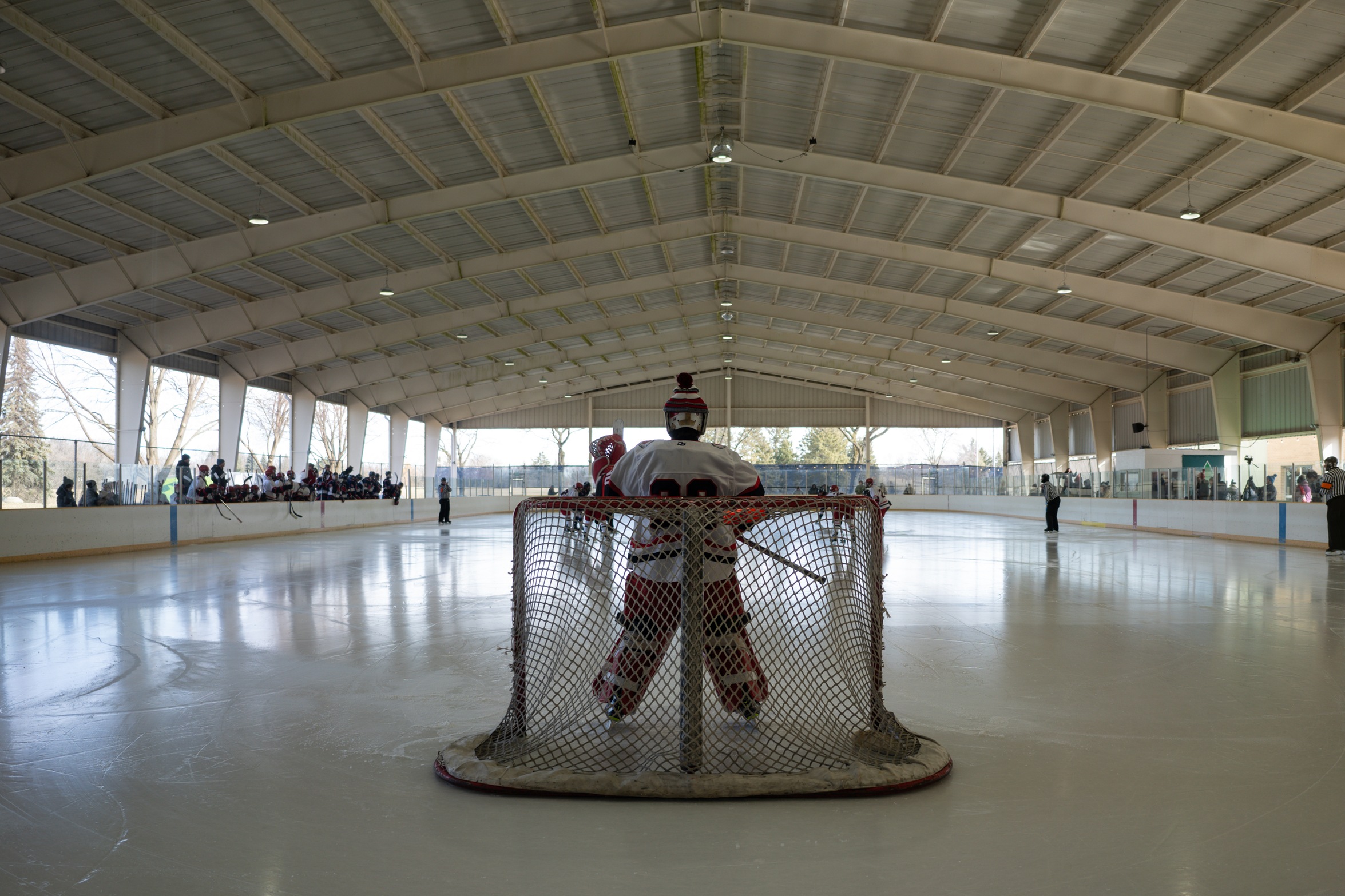 Men's Hockey weathers late SVSU rally to complete nonconference sweep