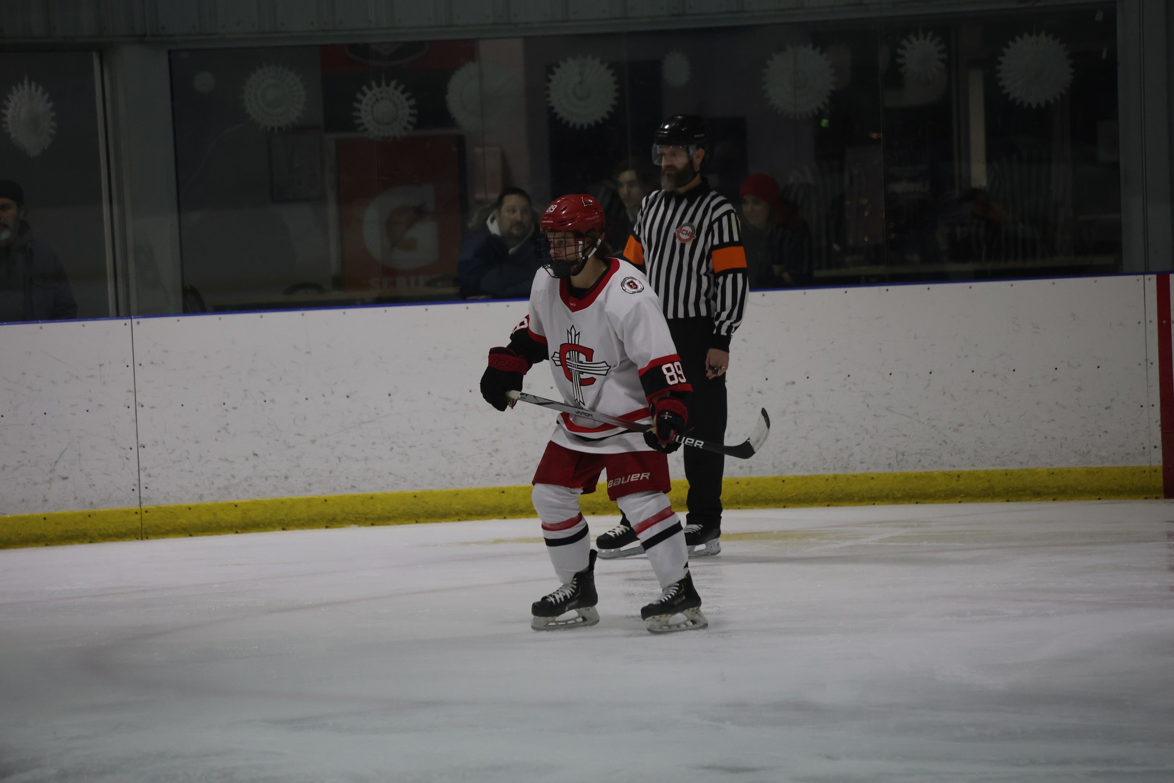 Men's Hockey falls to #12 Indiana Tech