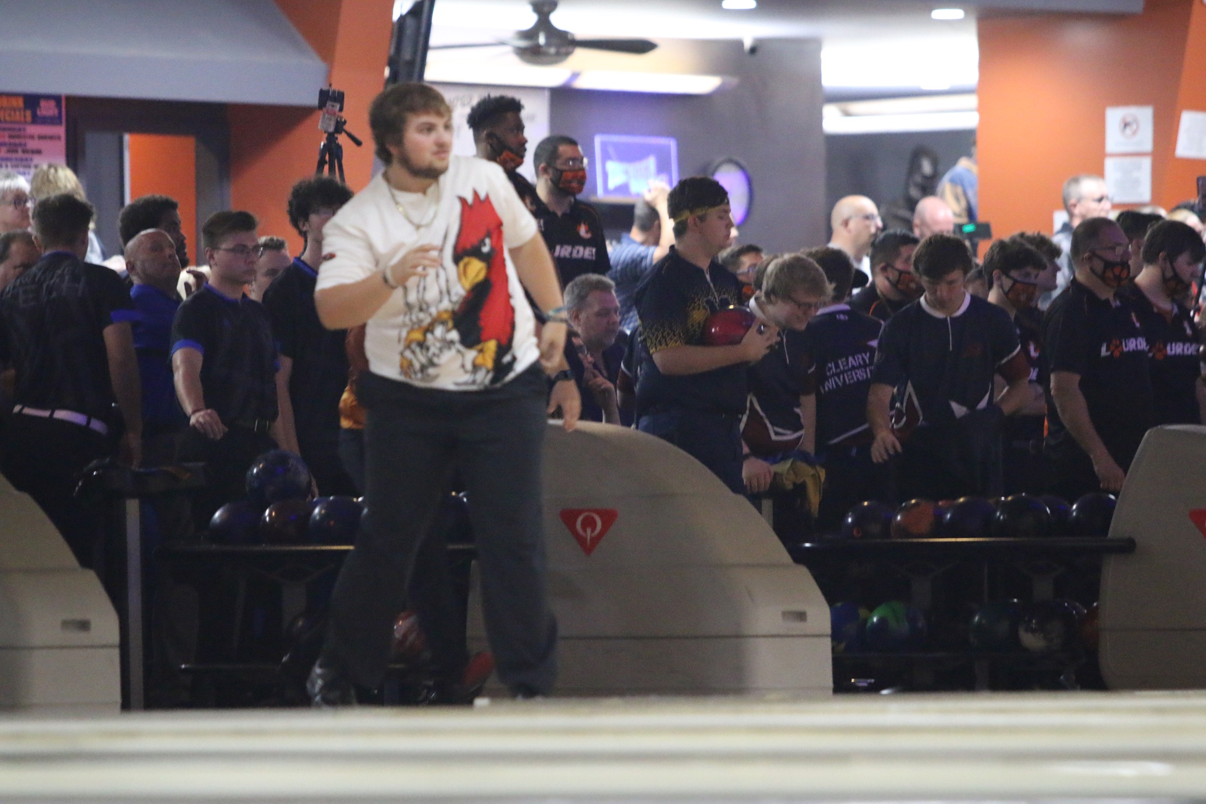 Men's Bowling takes second at Falcon Classic