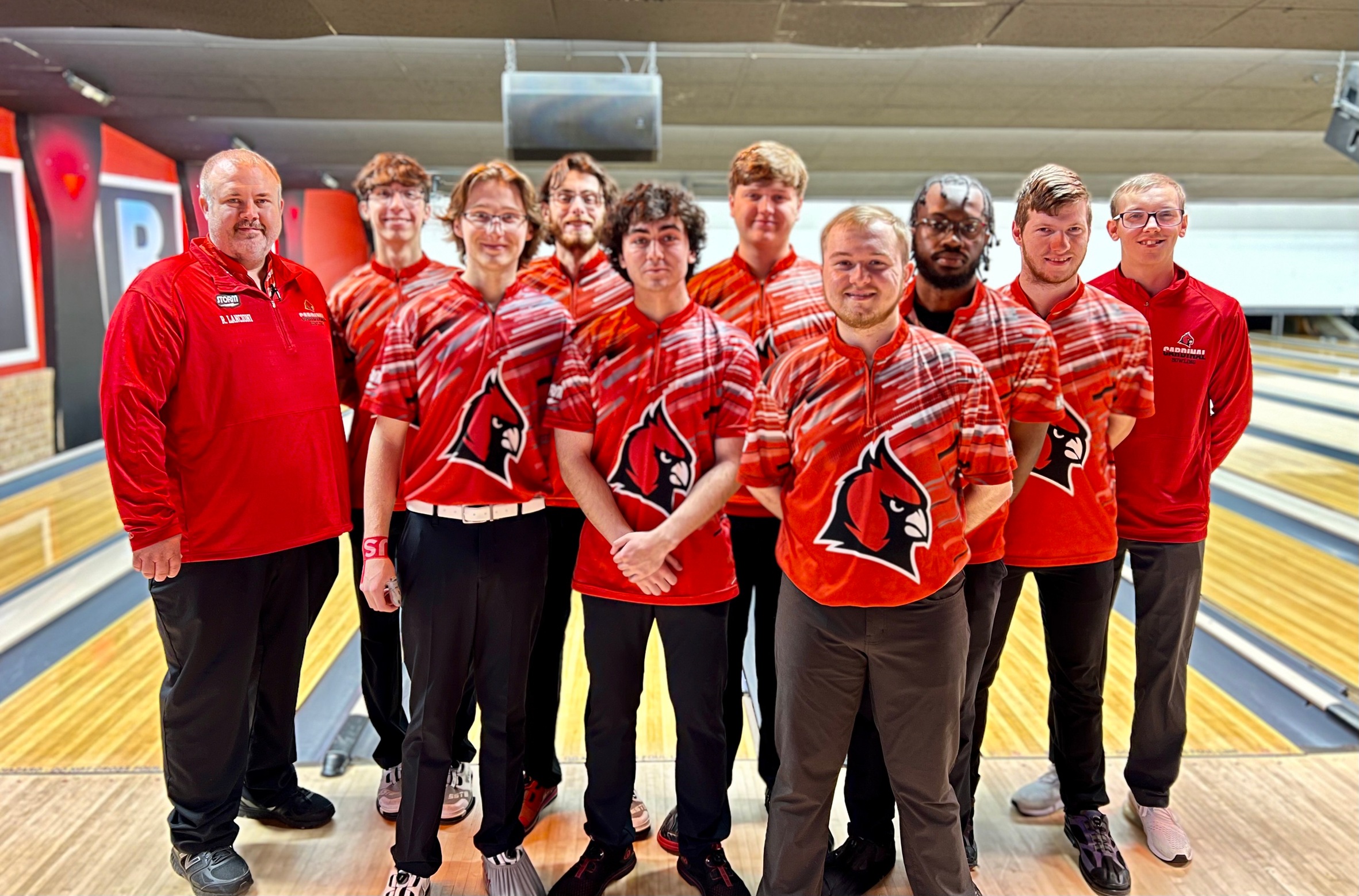 Men's Bowling falls in Semifinal match at Midwest Collegiate Championships