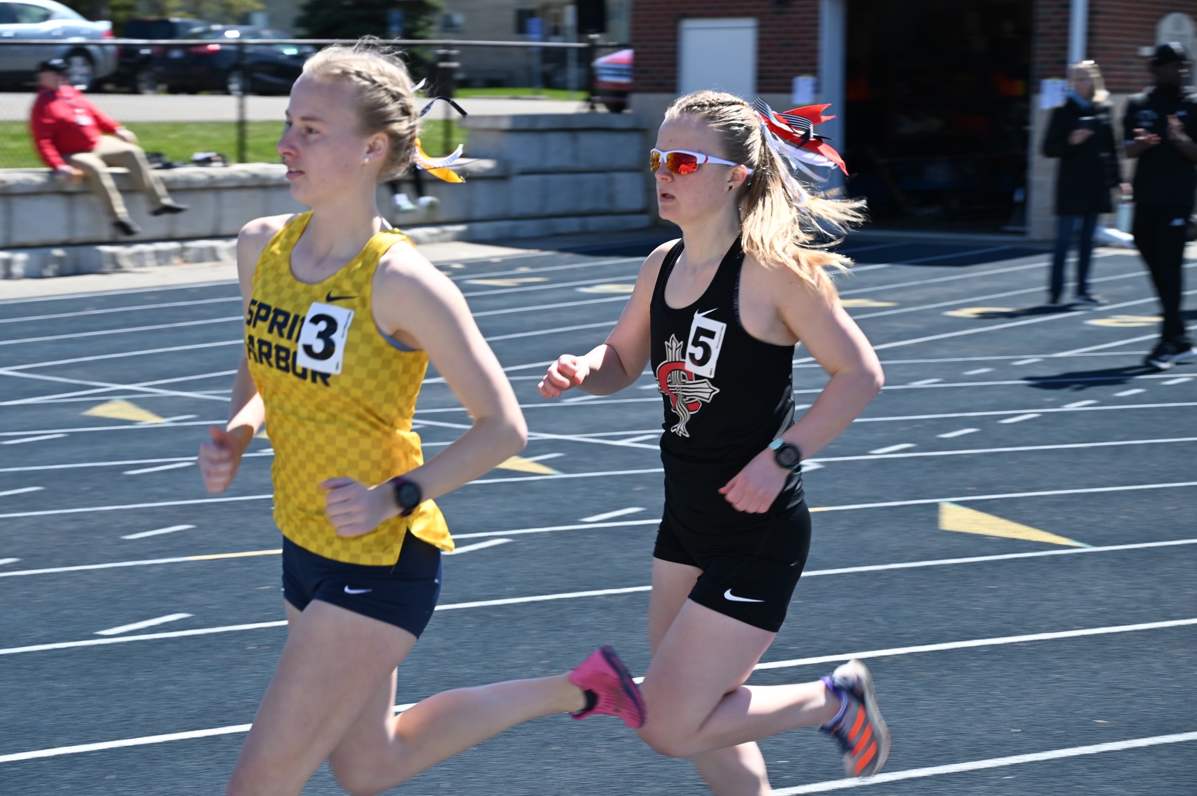 Women's Track & Field saw Distance Runners excel on day 2 of Tiffin Carnival