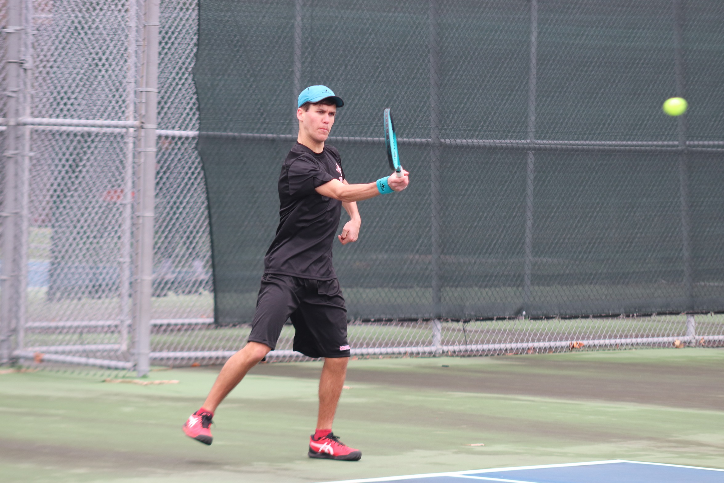 Men's Tennis drops conference match at Cornerstone