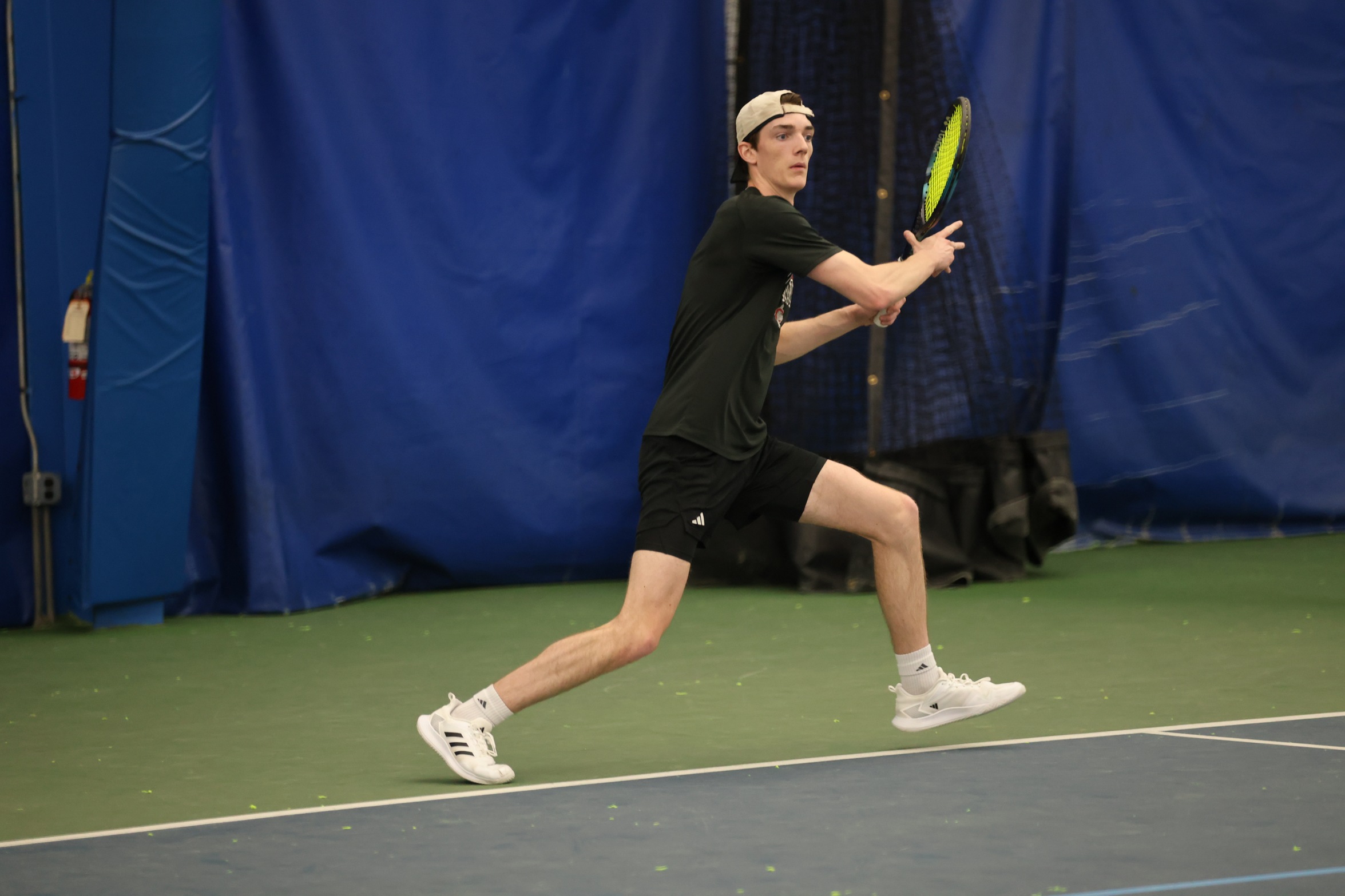 Men's Tennis drops matches to Lawrence Tech and Saint Francis (IN)