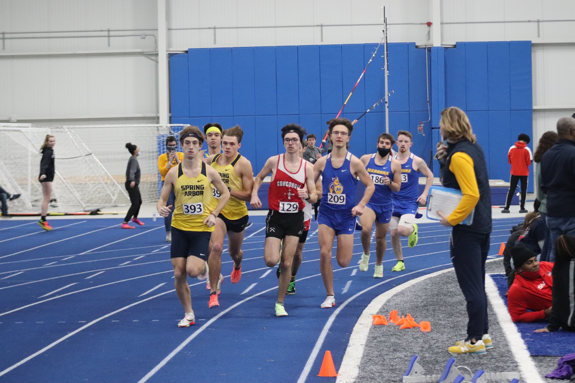 Men's Indoor Track & Field hosts Red, White, and Blue Track Classic
