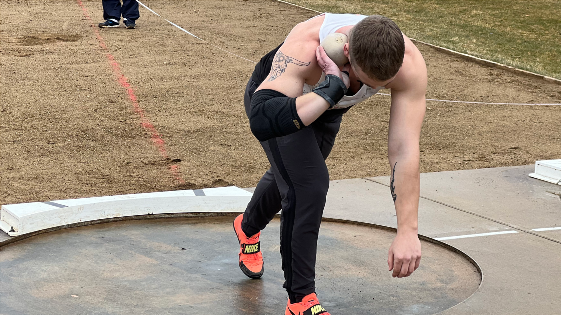 Men’s Track Gets Off to Solid Start at Bill Bippes Invitational