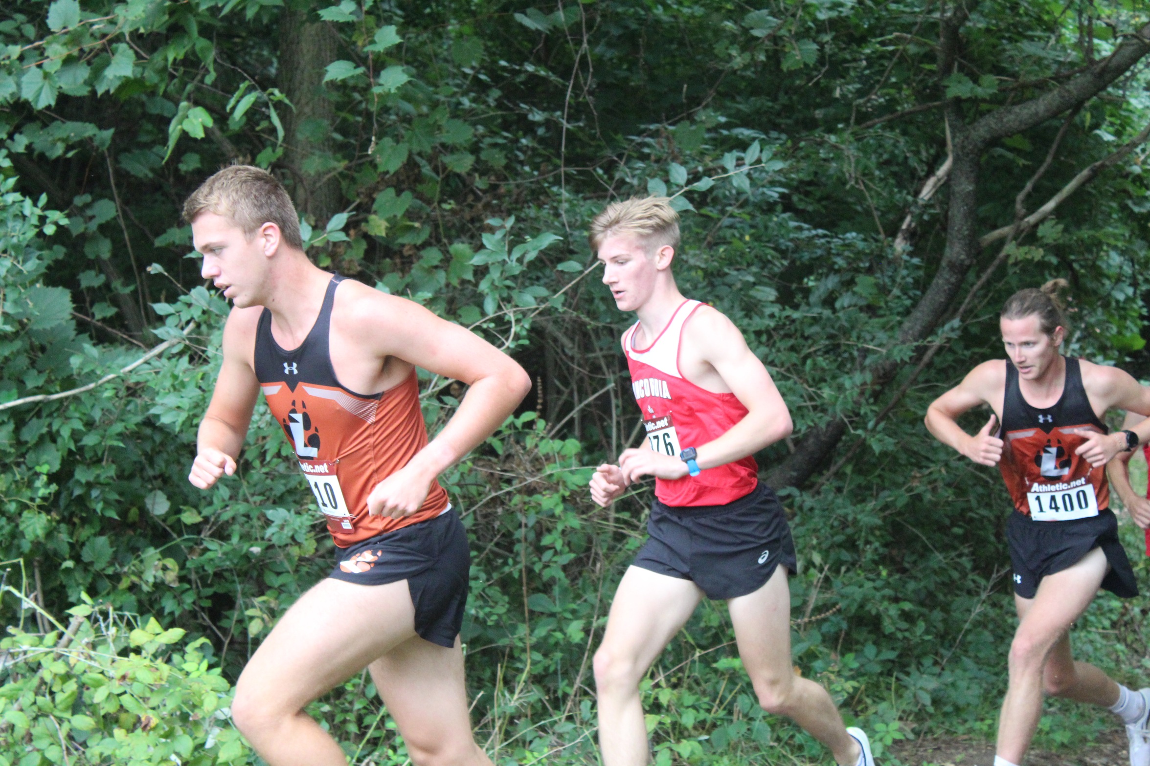 Men's Cross Country earns three personal records at Lansing Community College Invitational