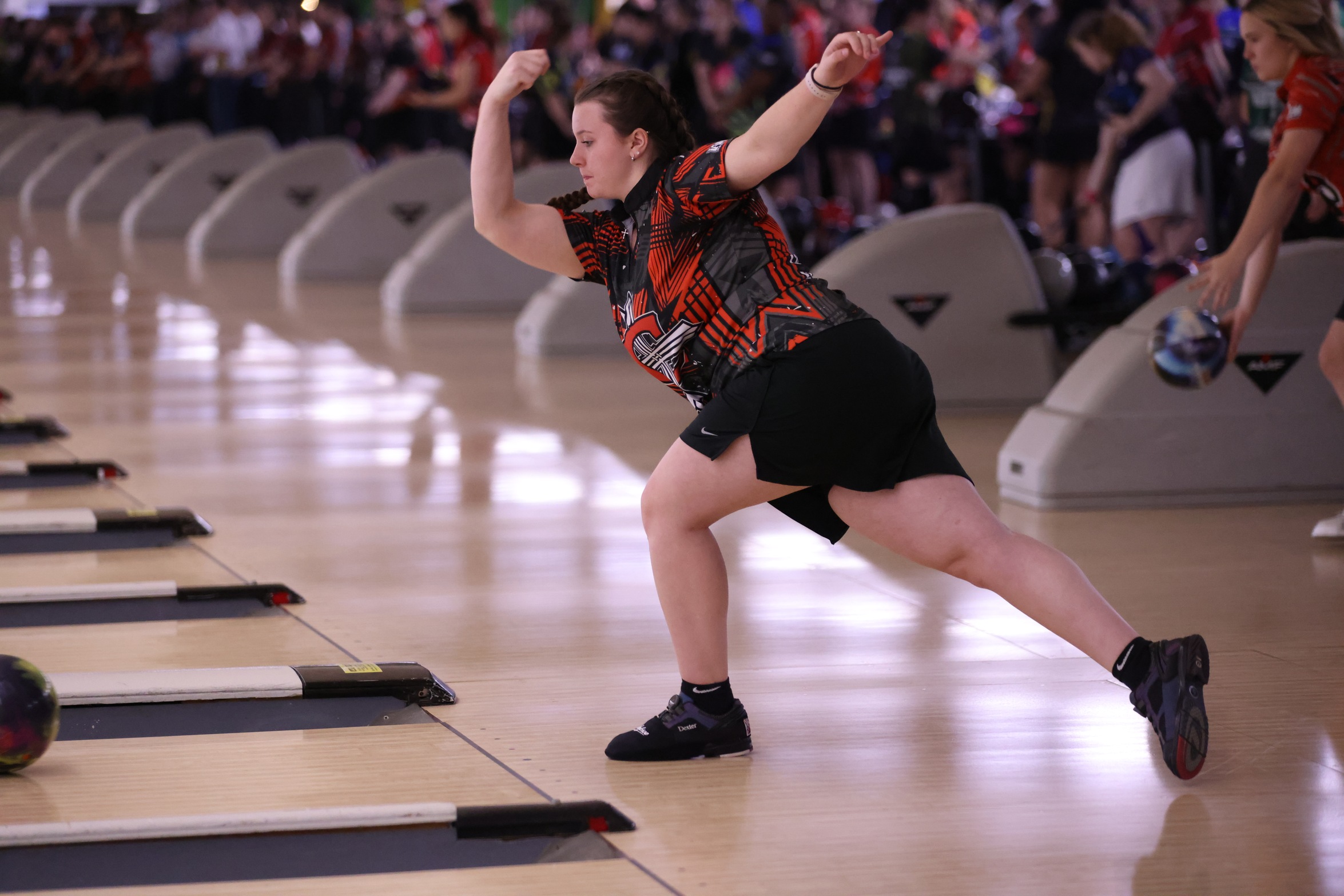 Women's Bowling competes at the American Heartland Tournament and places third