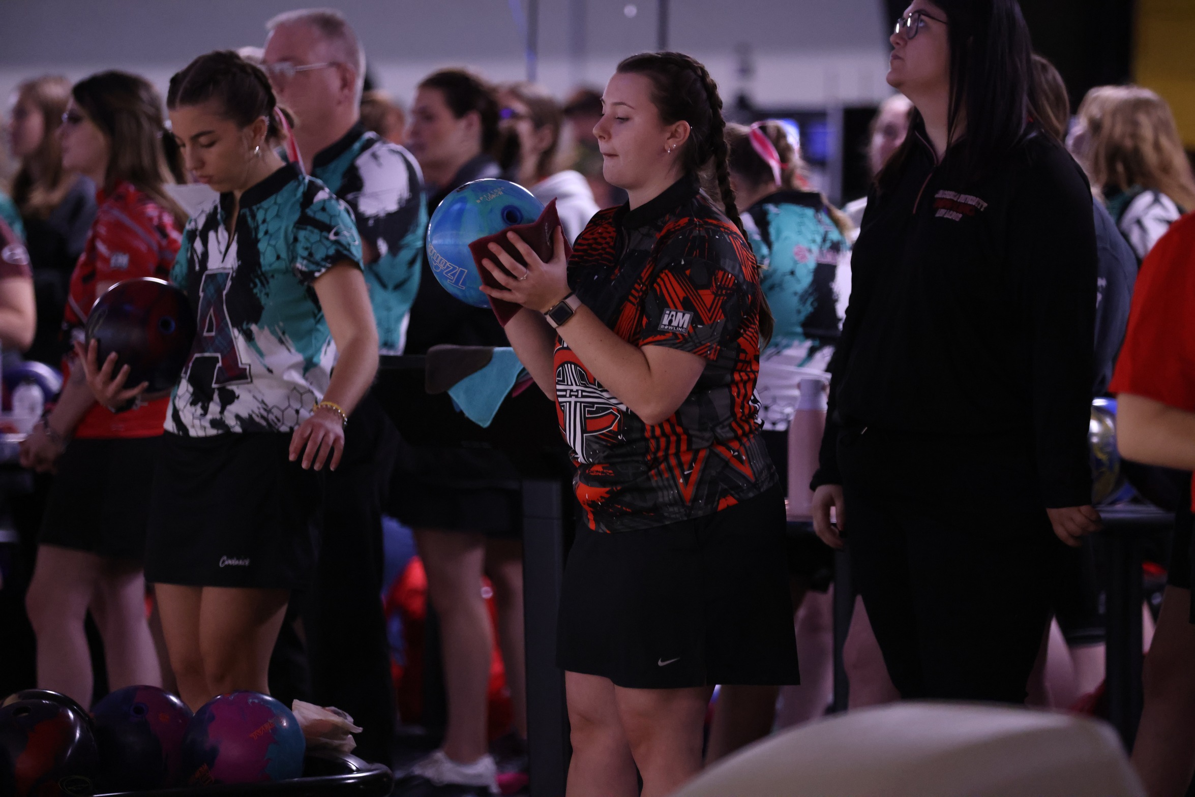 Women's Bowling finishes in 11th place at the Glenn Carlson Invitational