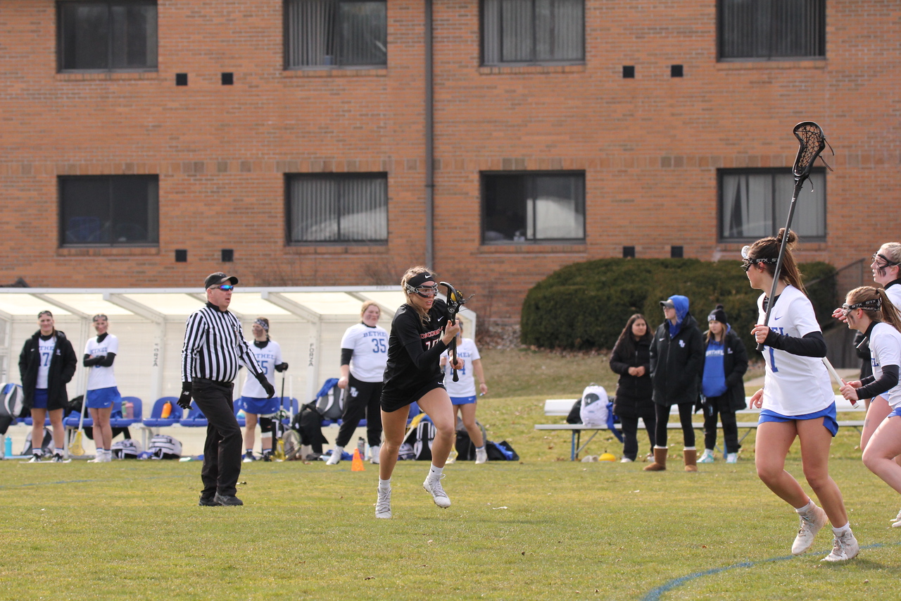 Women's Lacrosse drops matchup with #RV Marian