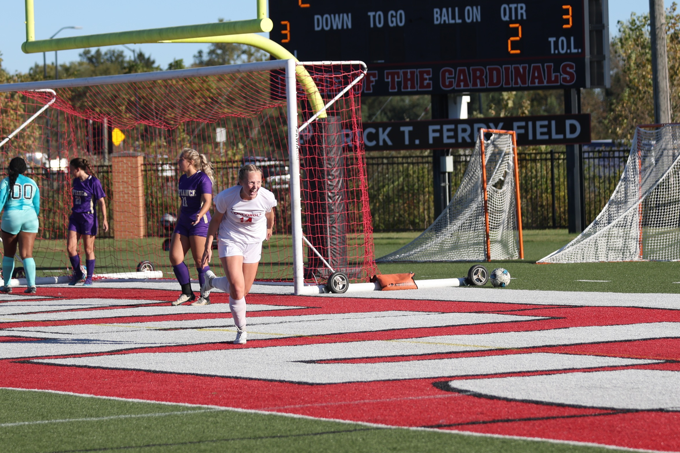 Women's Soccer tops Defiance in 3-1 victory