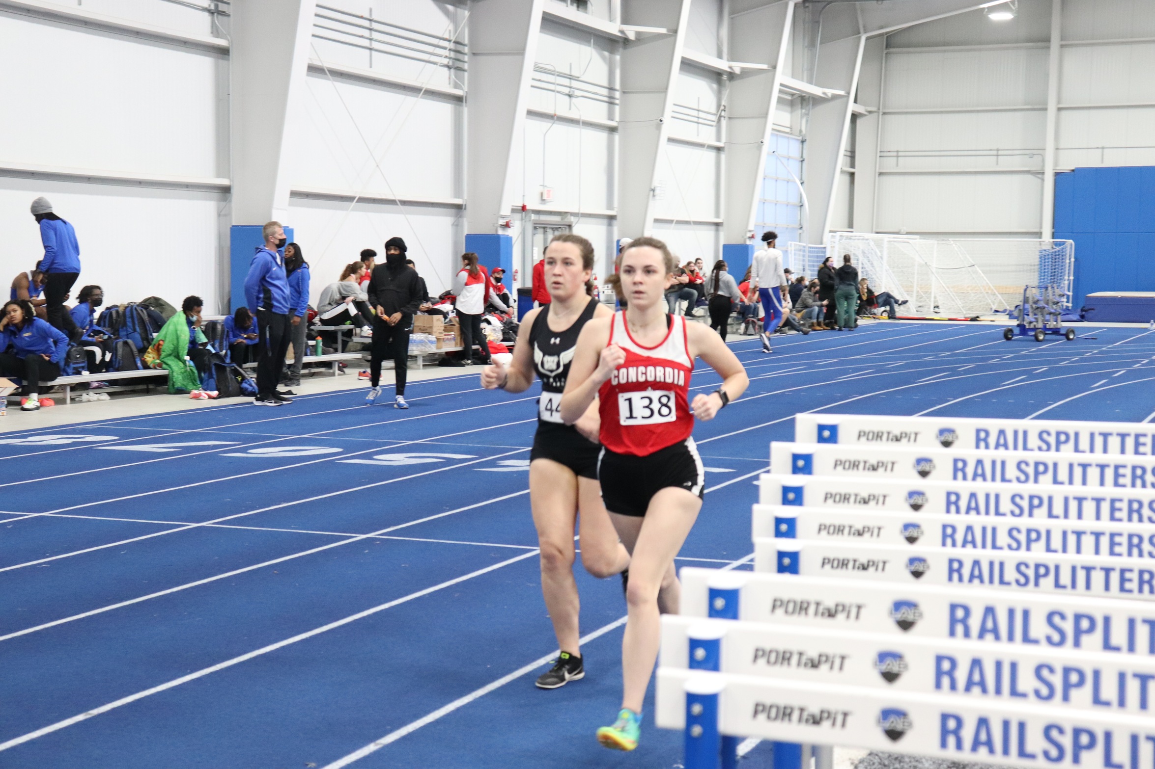 Women's Indoor Track & Field hosts Red, White, and Blue Track Classic