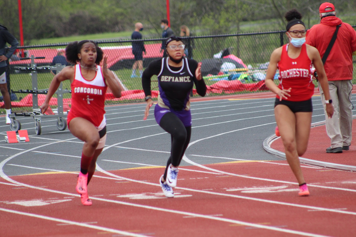 Mae Dulin took 2nd place in the 100m dash