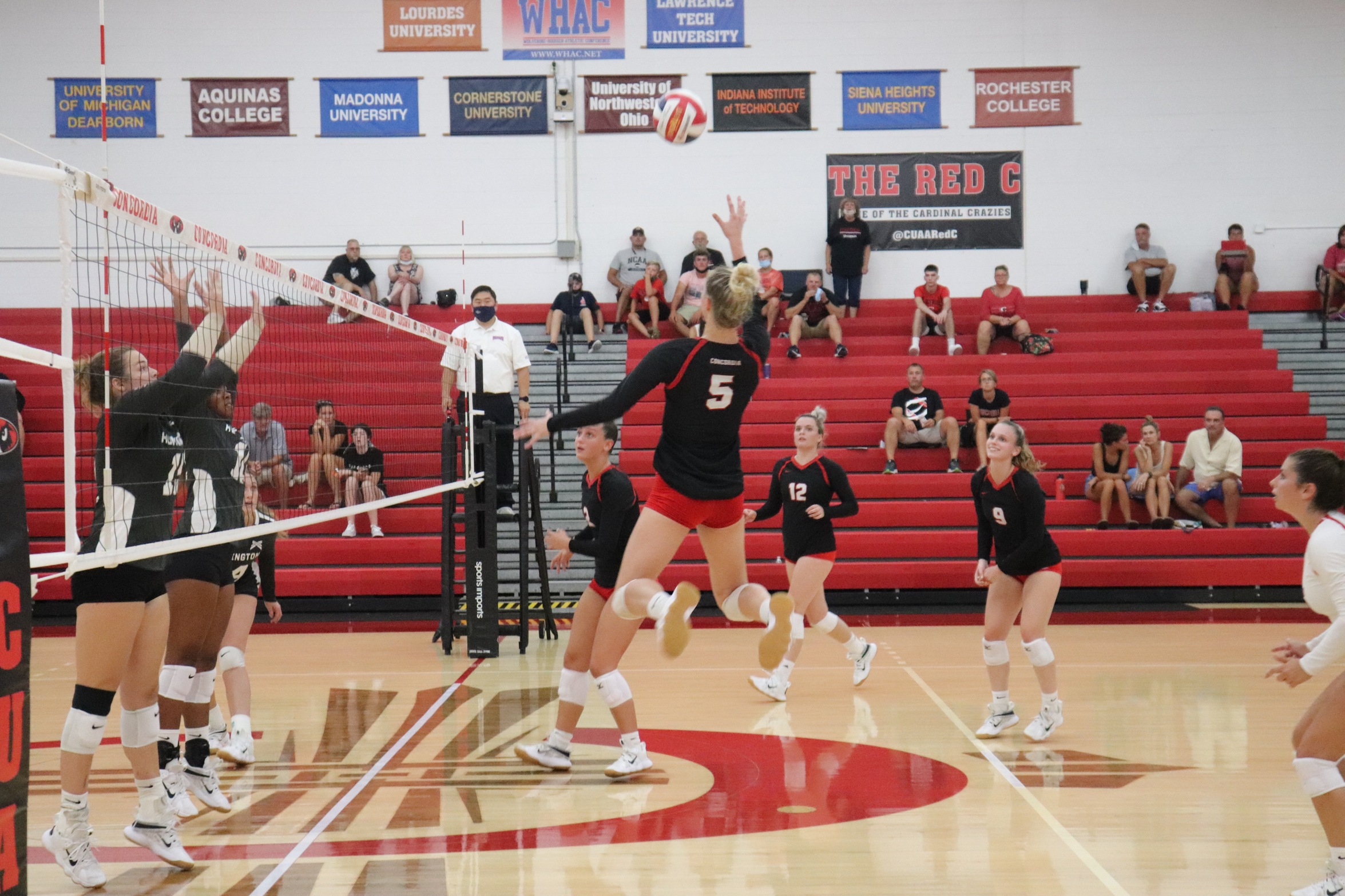 Volleyball kicks off season with a pair of wins over Trinity International and Huntington