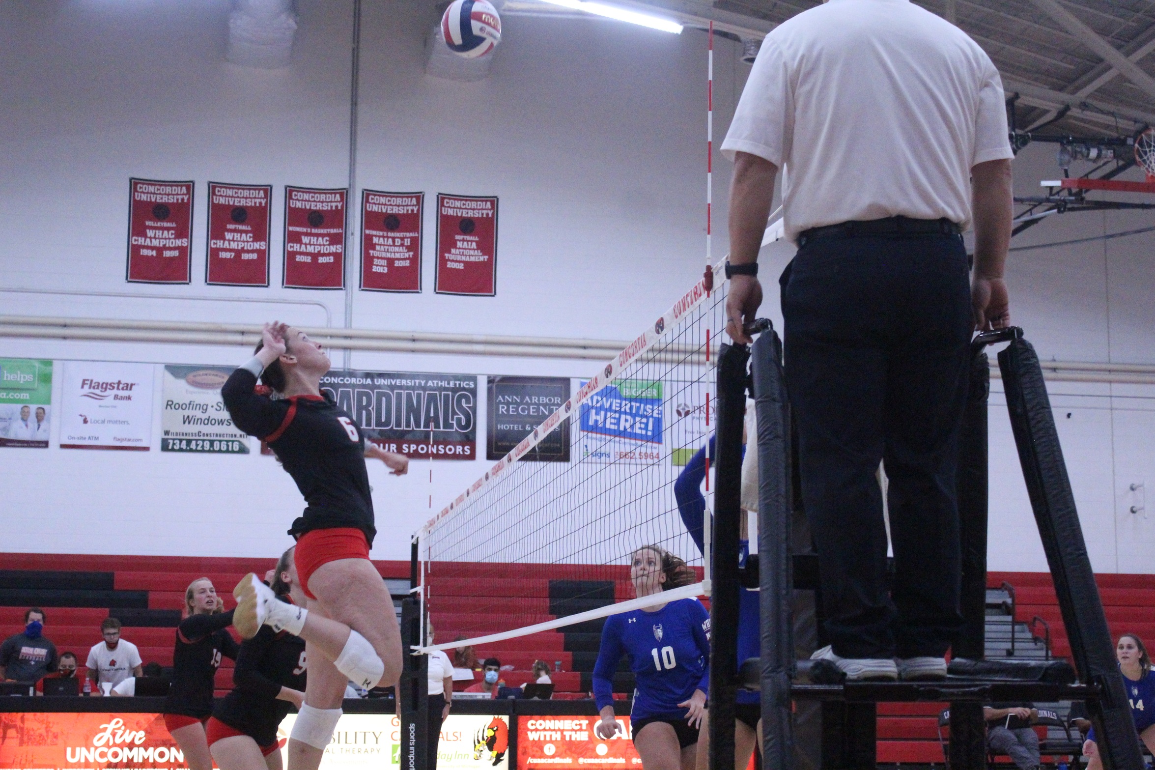 Volleyball makes it five straight with 3-1 win over Lawrence Tech