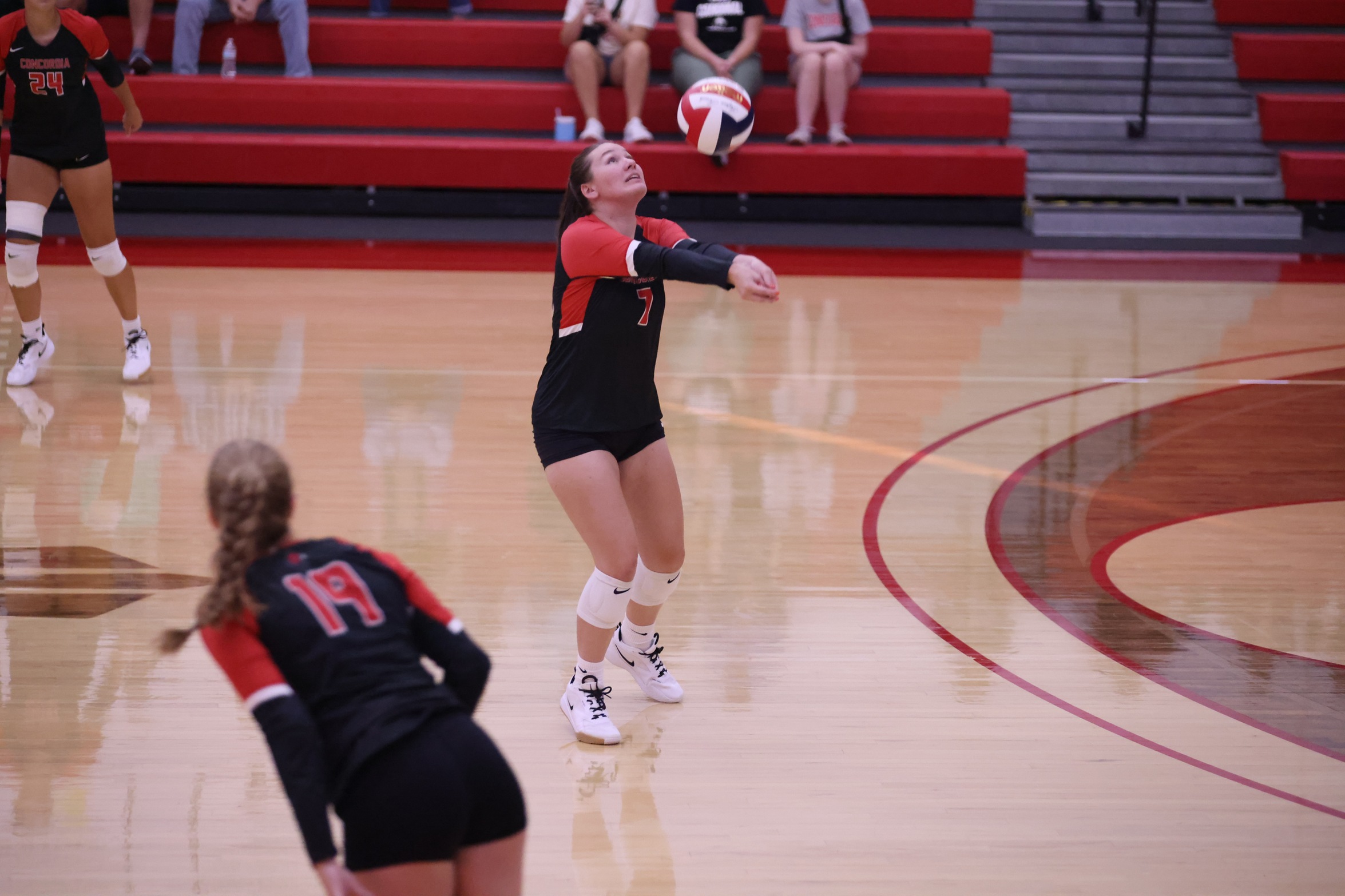 Volleyball roars back to take down Madonna in 5 sets