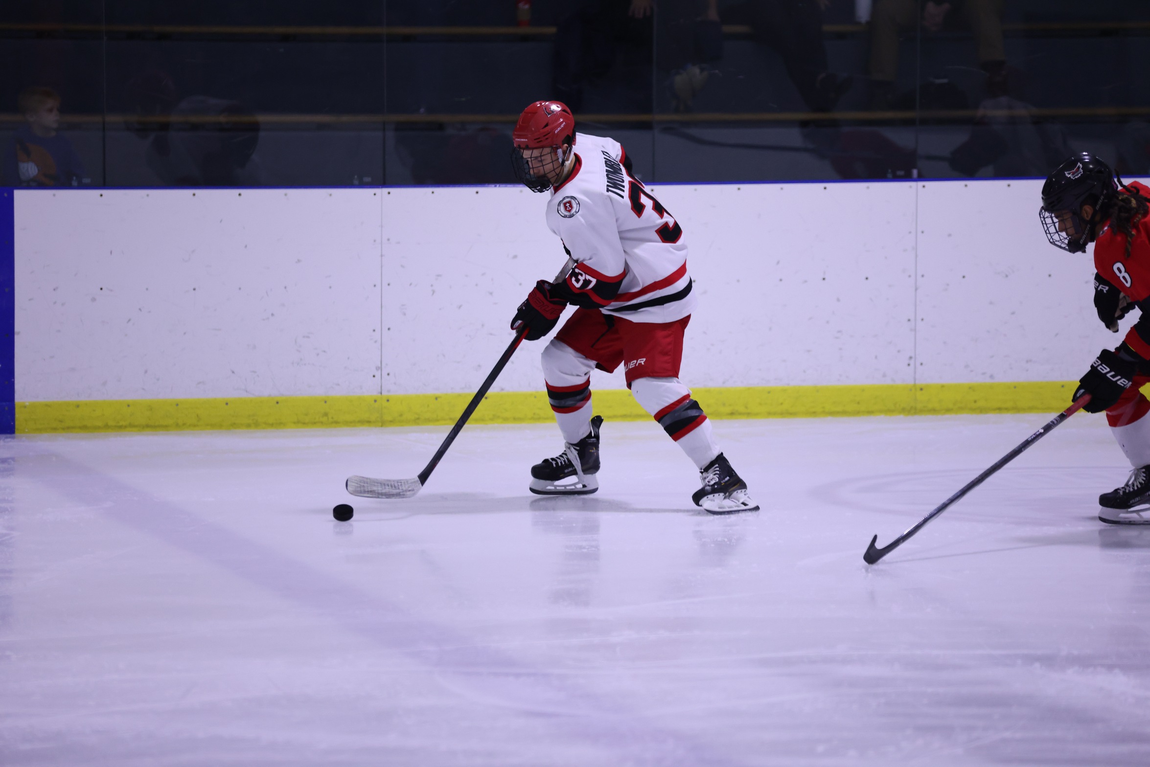 Indiana Tech edges out Men's Hockey 2-1