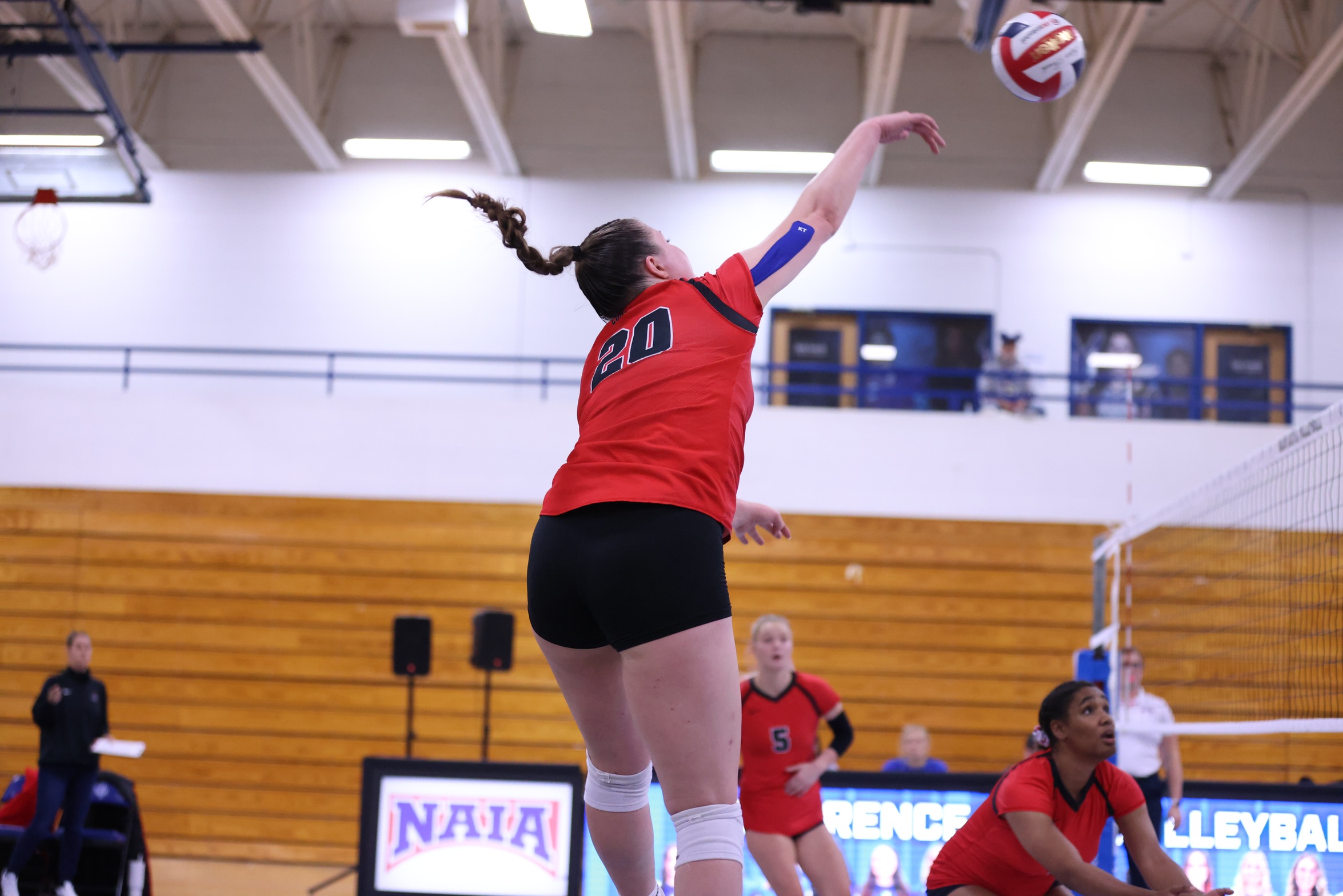 Volleyball upends UNOH with a 3-1 win