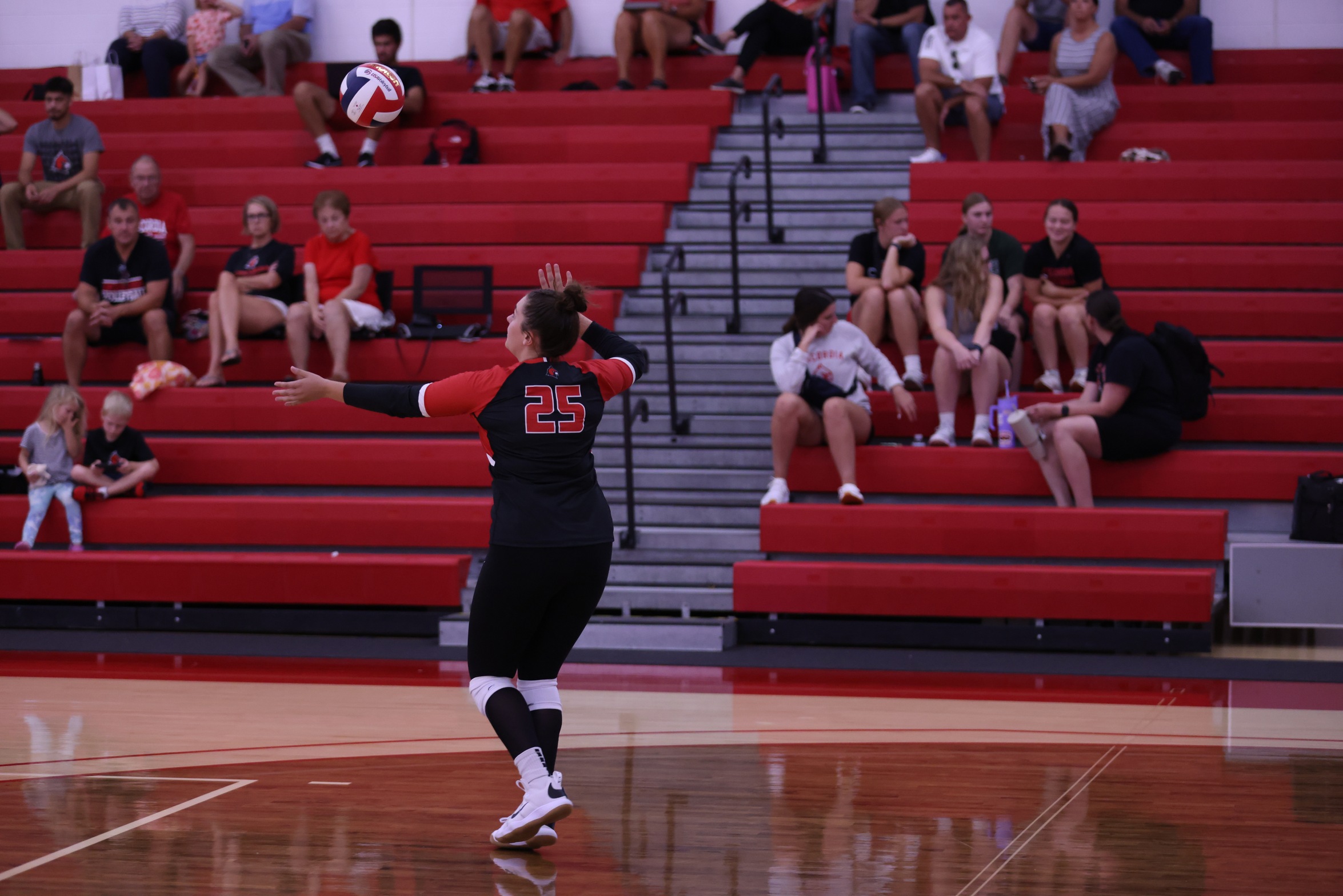 Volleyball downs Kuyper in straight sets